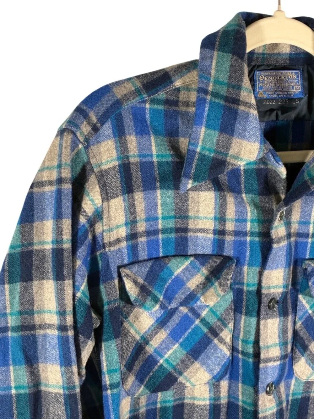 Vintage Pendleton wool board shirt Men’s M blue plaid outdoor hiking camping